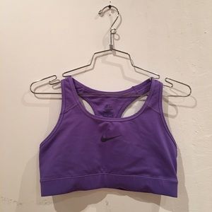 Nike Swoosh Sports Bra